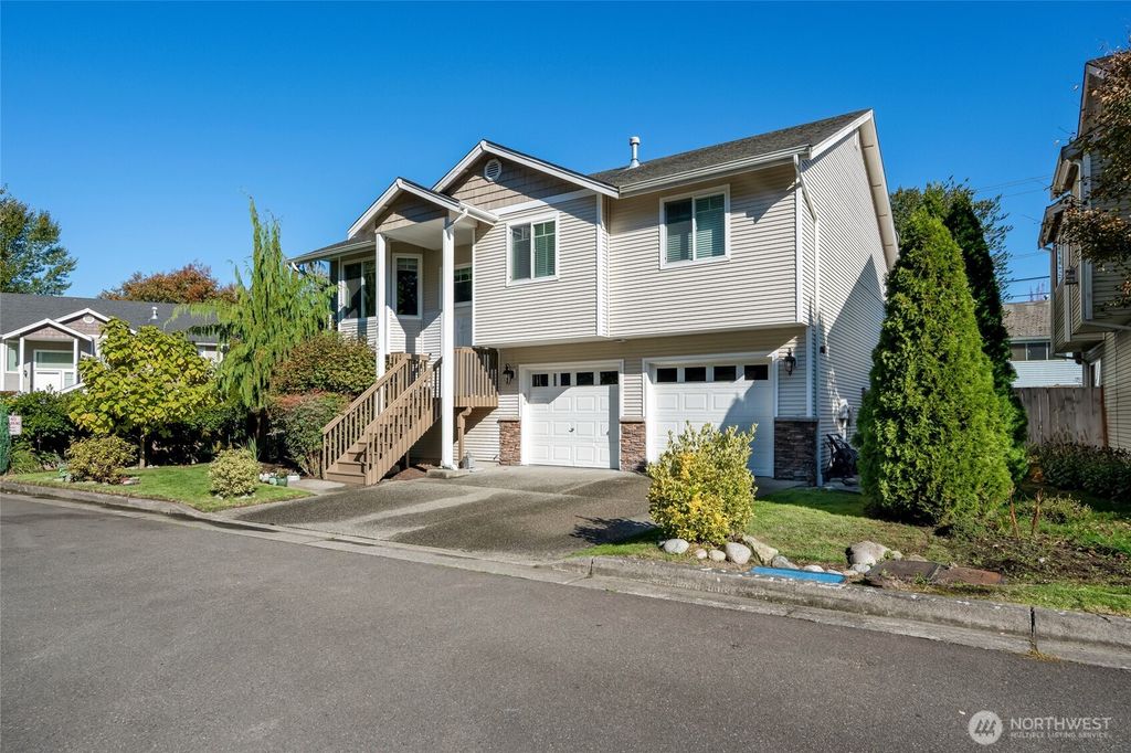 Photo of 1403 Baker Avenue, Everett, WA 98201 (MLS # 2444701)