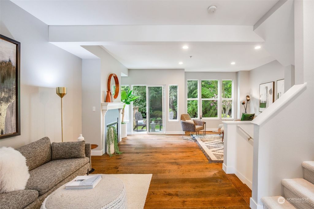 Photo of 2680 139th Avenue SE #103, Bellevue, WA 98005 (MLS # 2238575)