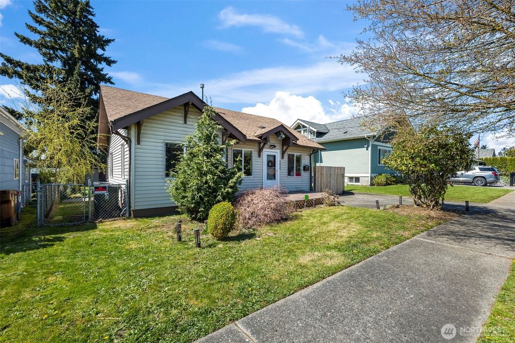 Photo of 5436 S Thompson Avenue, Tacoma, WA 98408 (MLS # 2503270)