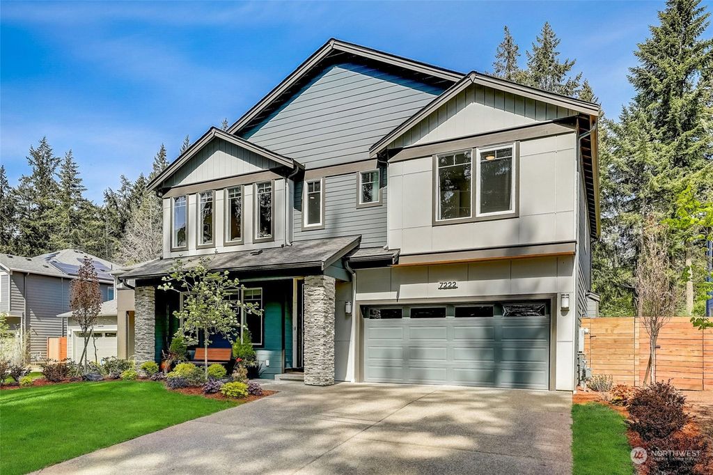 Photo of 7222 NE 129th Street, Kirkland, WA 98034 (MLS # 2226992)