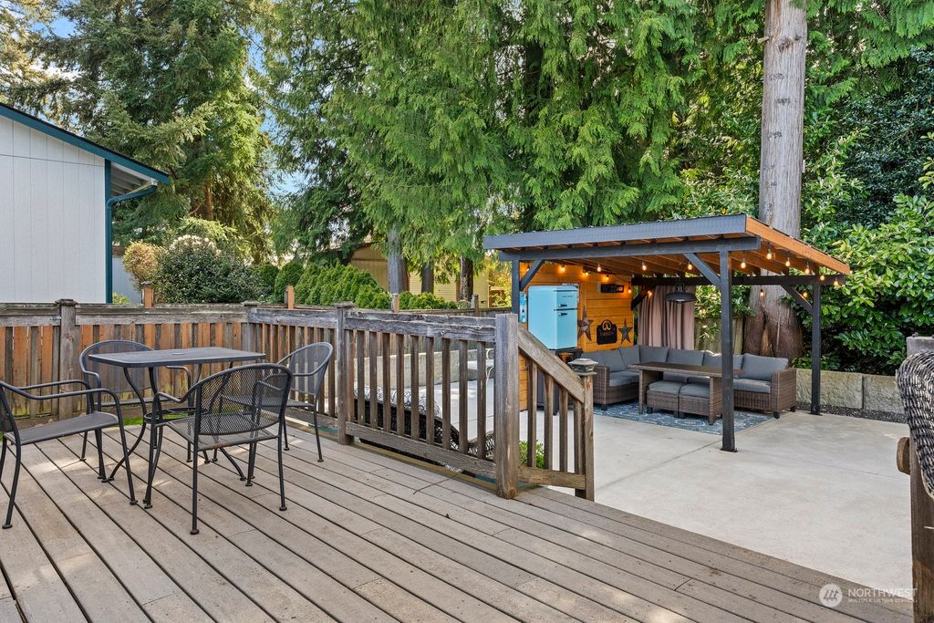 Photo of 6314 Cypress Street, Everett, WA 98203 (MLS # 2229048)