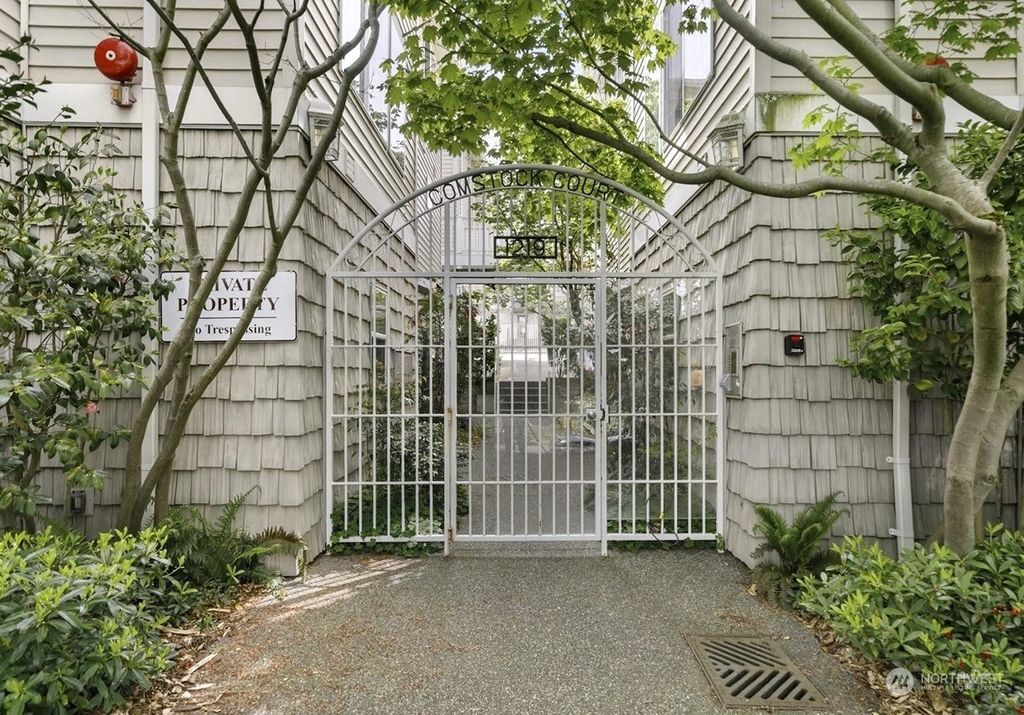 Photo of 1219 6th Avenue N #103, Seattle, WA 98109 (MLS # 2078011)
