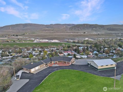 Photo of 940 Sunrise Heights Road, Okanogan, WA 98840 (MLS # 2362644)