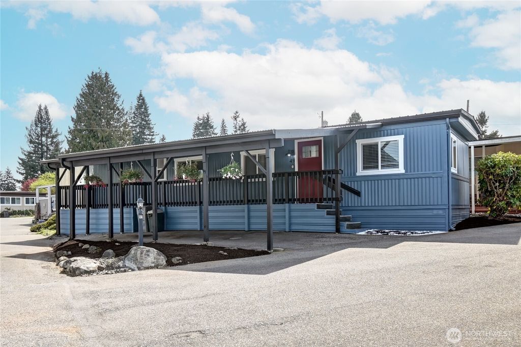 Photo of 18501 52nd Ave Ave #49, Lynnwood, WA 98037 (MLS # 2509255)