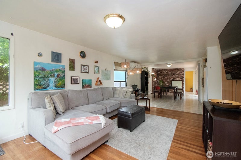 519 W 15th Street