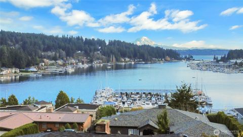 9013 Prentice Avenue Gig Harbor WA 98332