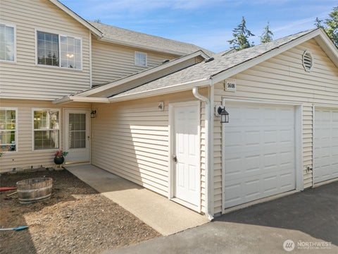 Photo of 5608 99th Street Ct E, Puyallup, WA 98373 (MLS # 2567240)