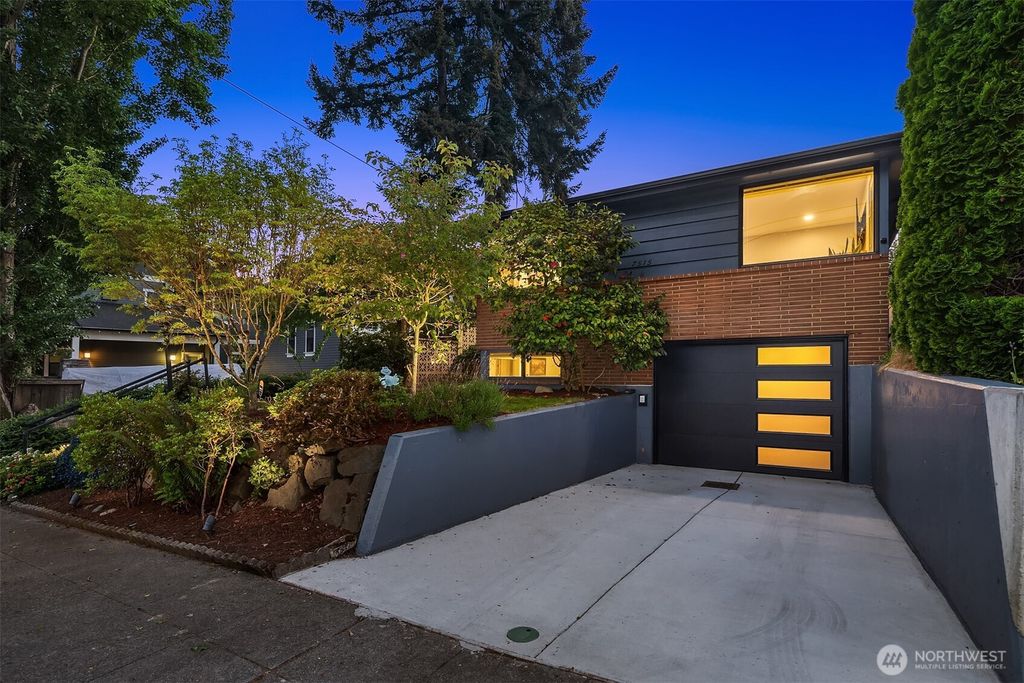 Photo of 7515 Bagley Avenue N, Seattle, WA 98103 (MLS # 2519097)