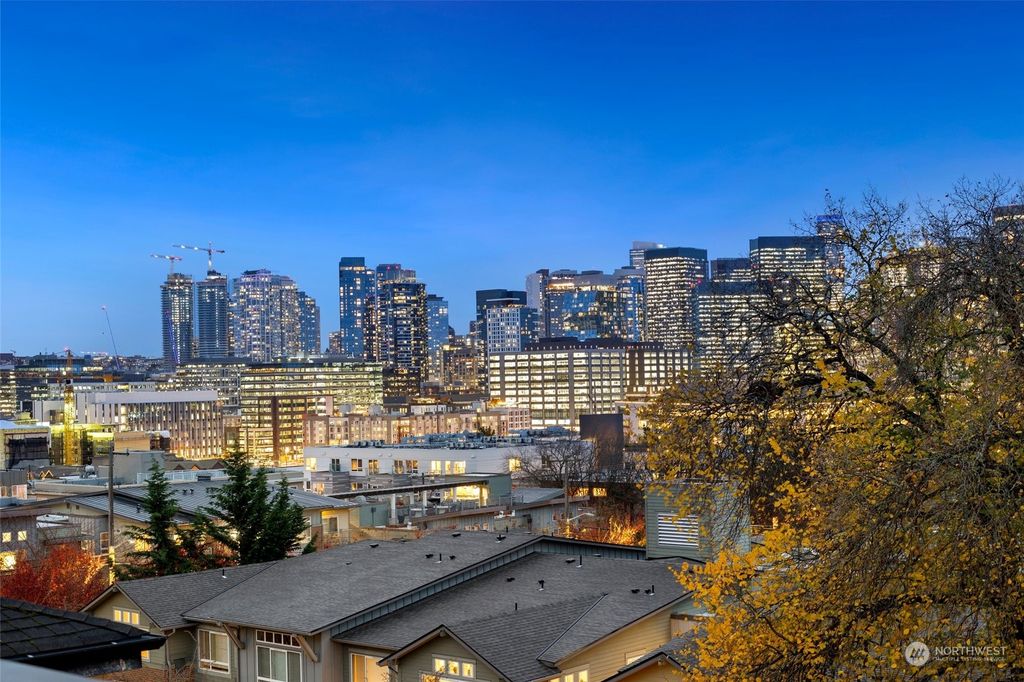 Photo of 356 Aloha Street, Seattle, WA 98109 (MLS # 2316749)