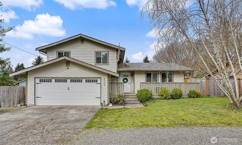 Photo of 6003 Armour Loop SE, Olympia, WA 98513 (MLS # 2493540)