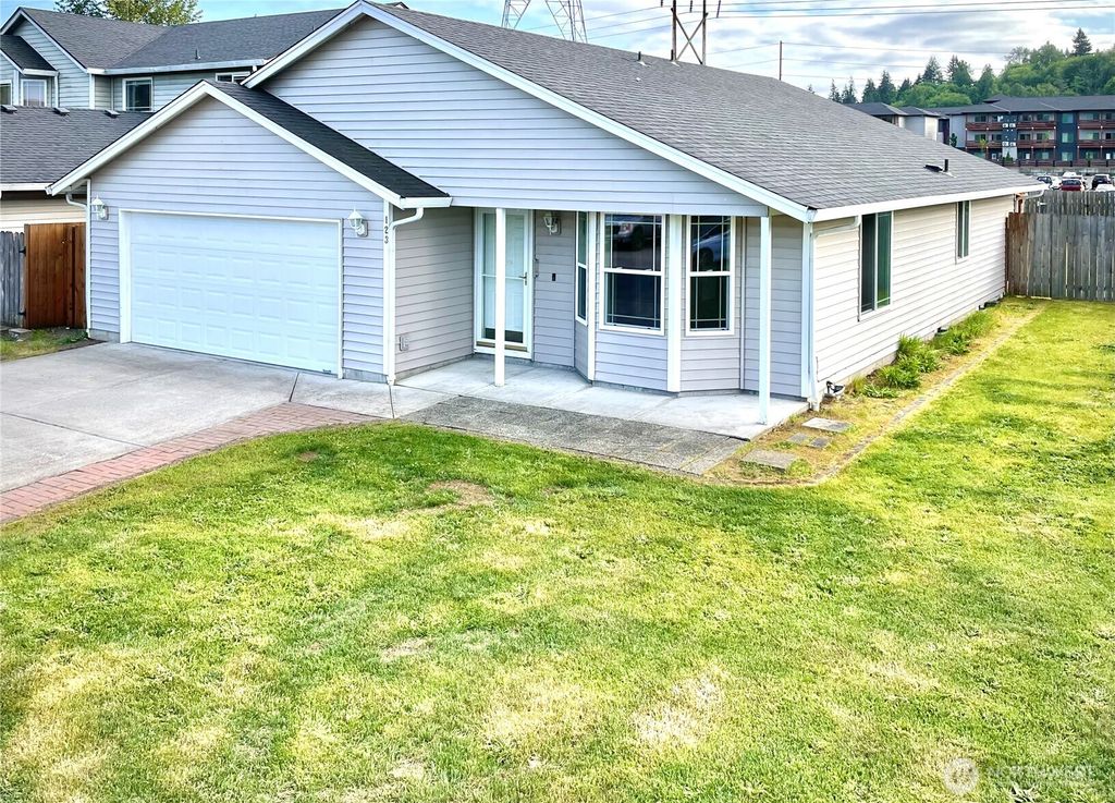 Photo of 123 Chickadee Drive, Kelso, WA 98626 (MLS # 2504028)