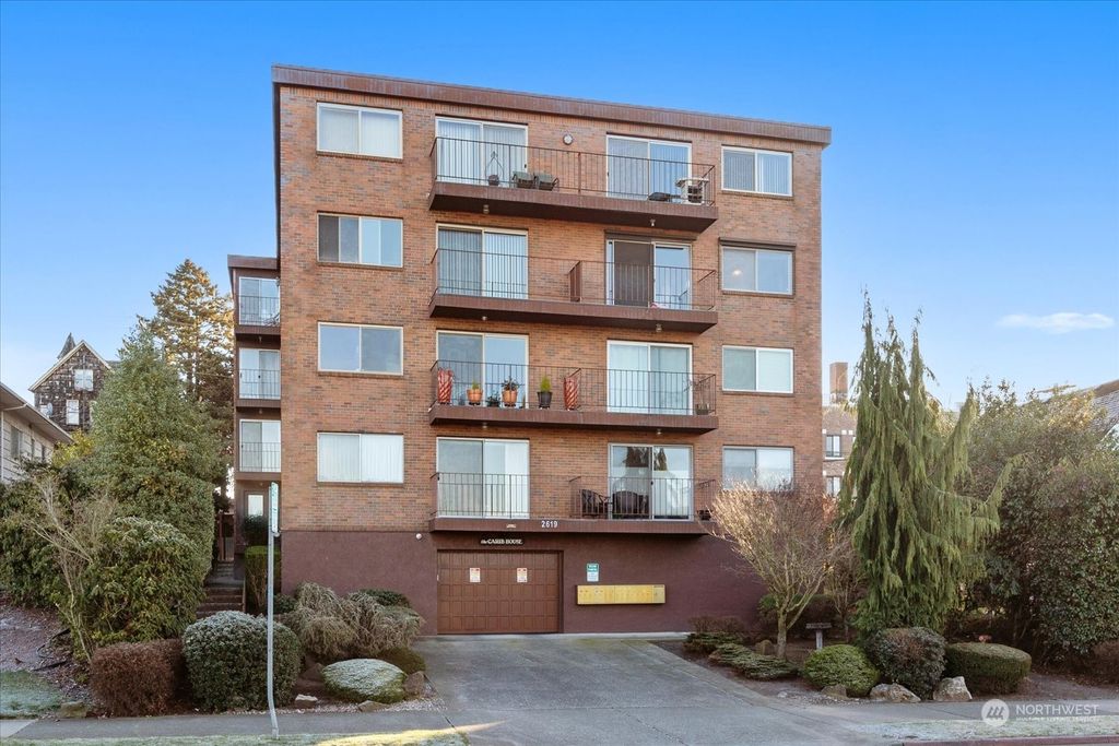 Photo of 2619 Rucker Avenue #9, Everett, WA 98201 (MLS # 2328136)