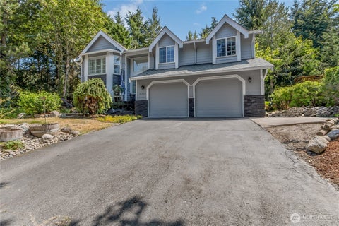Photo of 14313 77th Avenue E, Puyallup, WA 98373 (MLS # 2552821)