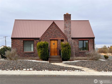 Photo of 202 S 4th Street, Odessa, WA 99159 (MLS # 2443925)