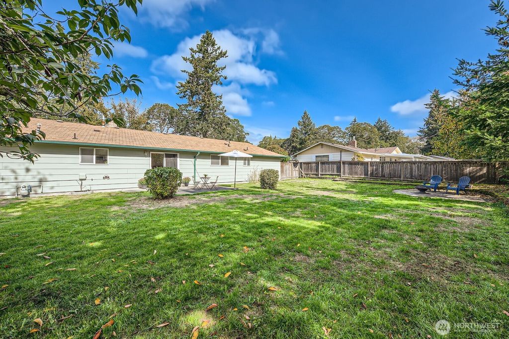 listing image 9367966011836050875