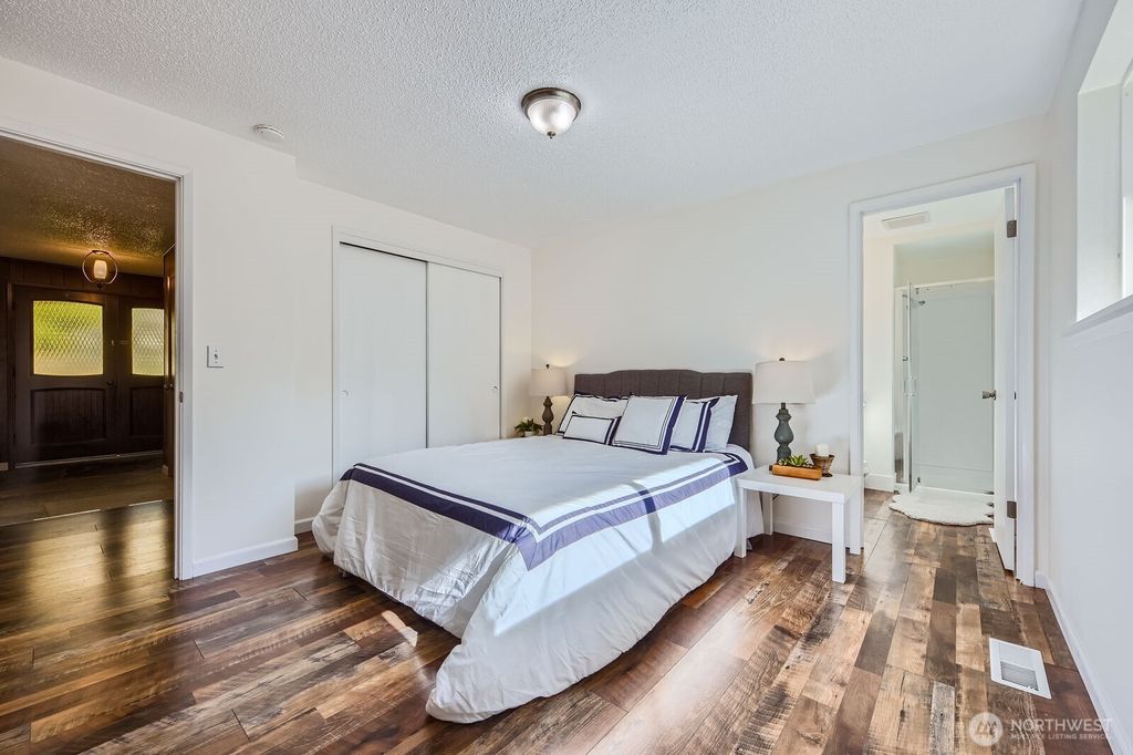 listing image 9368725907651476121