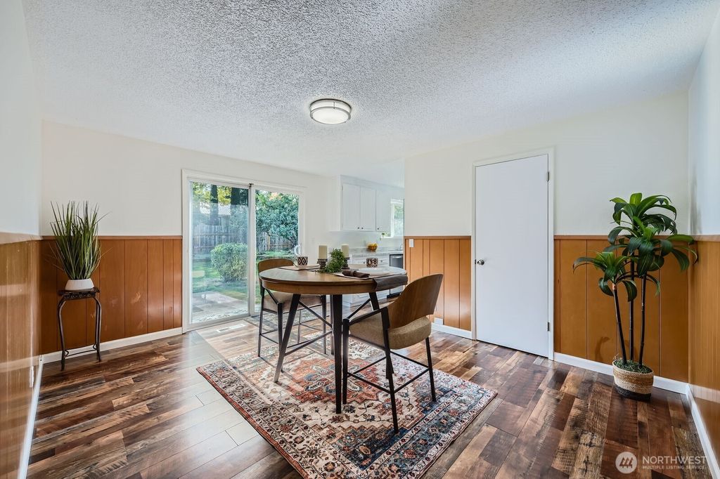 listing image 9360317724178626639