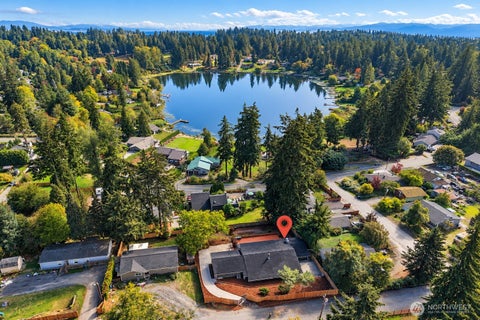 Photo of 37258 39TH Avenue NE, Auburn, WA 98001 (MLS # 2592843)