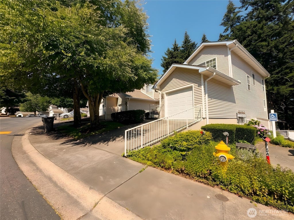 Photo of 1966 S 368th Place #1966, Federal Way, WA 98003 (MLS # 2553955)
