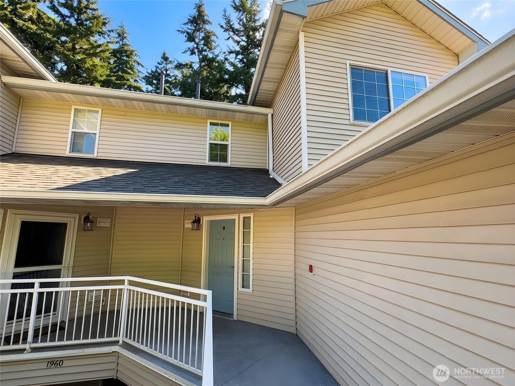 Photo of 1966 S 368th Place #1966, Federal Way, WA 98003 (MLS # 2553955)