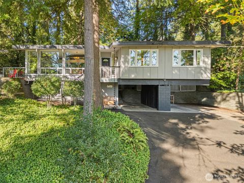 486 Lake Louise Drive SW Lakewood WA 98498