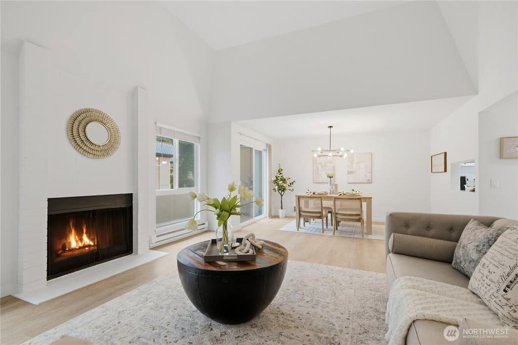 Photo of 1603 103rd PL PL NE #O7, Bellevue, WA 98004 (MLS # 2554768)