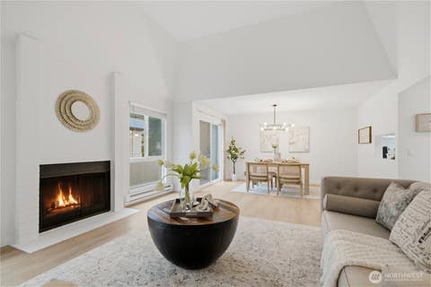 Photo of 1603 103rd PL PL NE #O7, Bellevue, WA 98004 (MLS # 2554768)