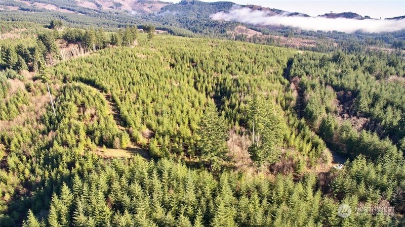 3 NE Jones Creek Road