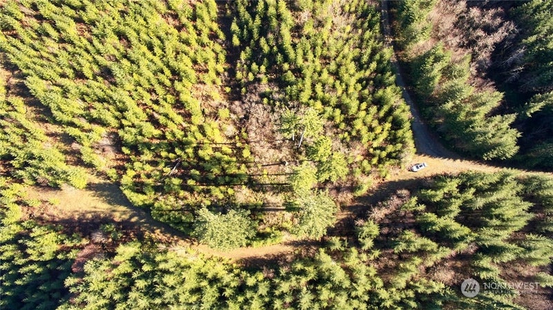 3 NE Jones Creek Road