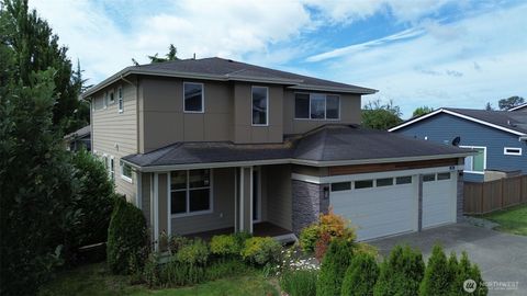 Photo of 846 Katelyn Ct Ct, Burlington, WA 98233 (MLS # 2439215)