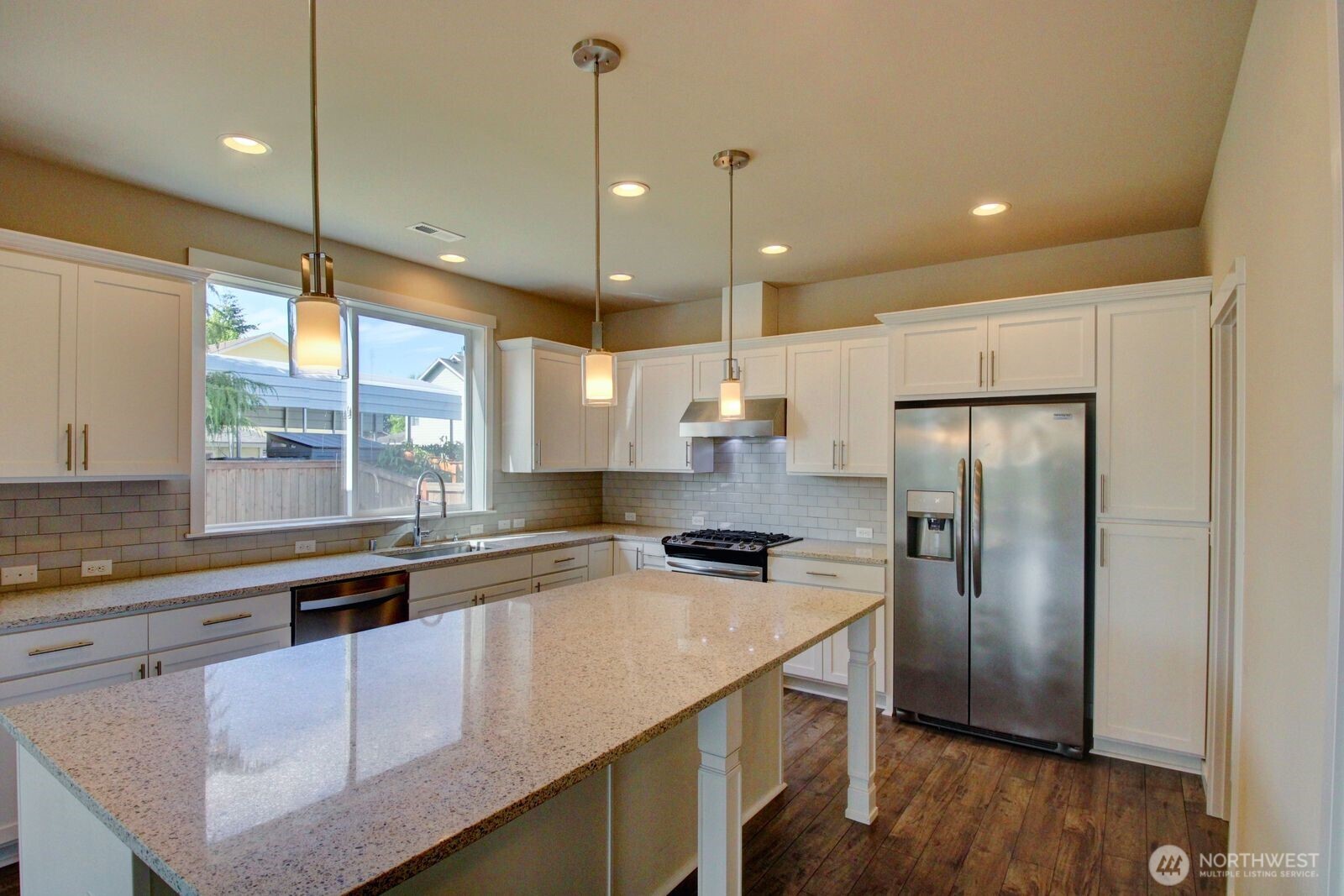 846 Katelyn Ct