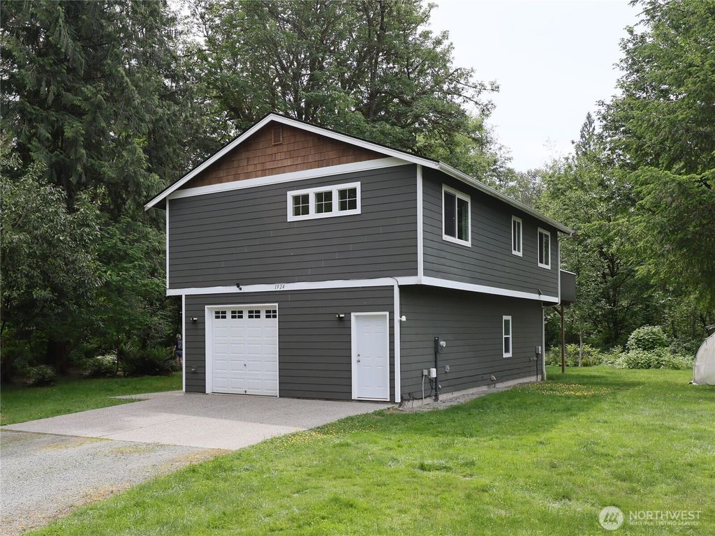 Photo of 1924 1924 &amp; 1912 238th Avenue NE, Granite Falls, WA 98252 (MLS # 2517520)