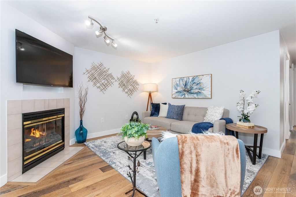 Photo of 13306 SE 272nd Street #H202, Kent, WA 98042 (MLS # 2370356)