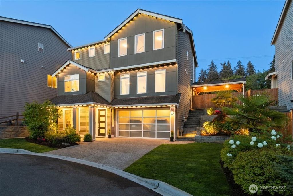 Photo of 19307 31st Drive SE, Bothell, WA 98012 (MLS # 2512241)