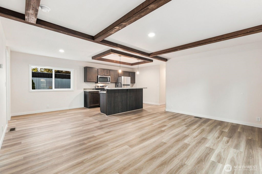 Photo of 1540 Maple Lane S #33, Kent, WA 98030 (MLS # 2582878)