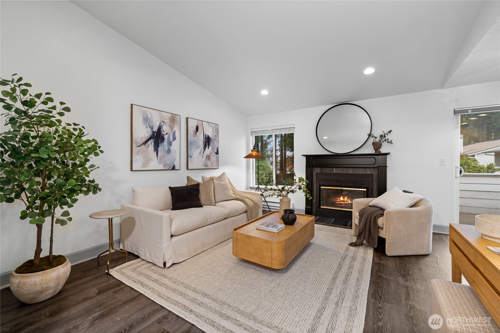 4623 Grandview Drive W Unit B