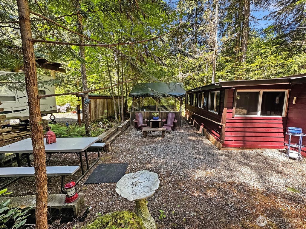 Photo of 92 1 Goldrush Road, Deming, WA 98244 (MLS # 2544977)