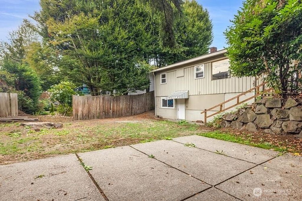Photo of 8555 S 120th Street, Seattle, WA 98178 (MLS # 2427921)