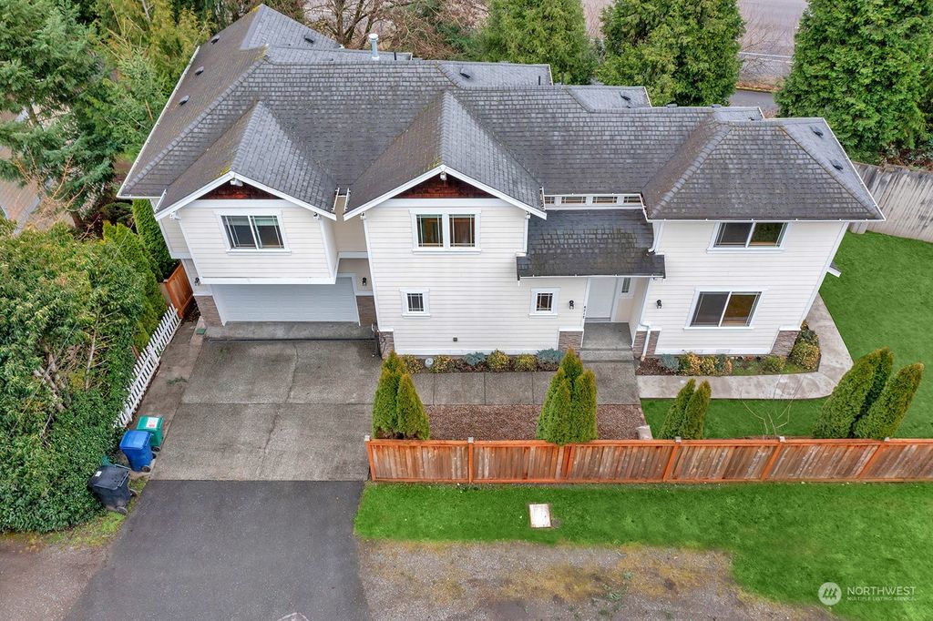 Photo of 6212 154th Avenue NE, Redmond, WA 98052 (MLS # 2207567)