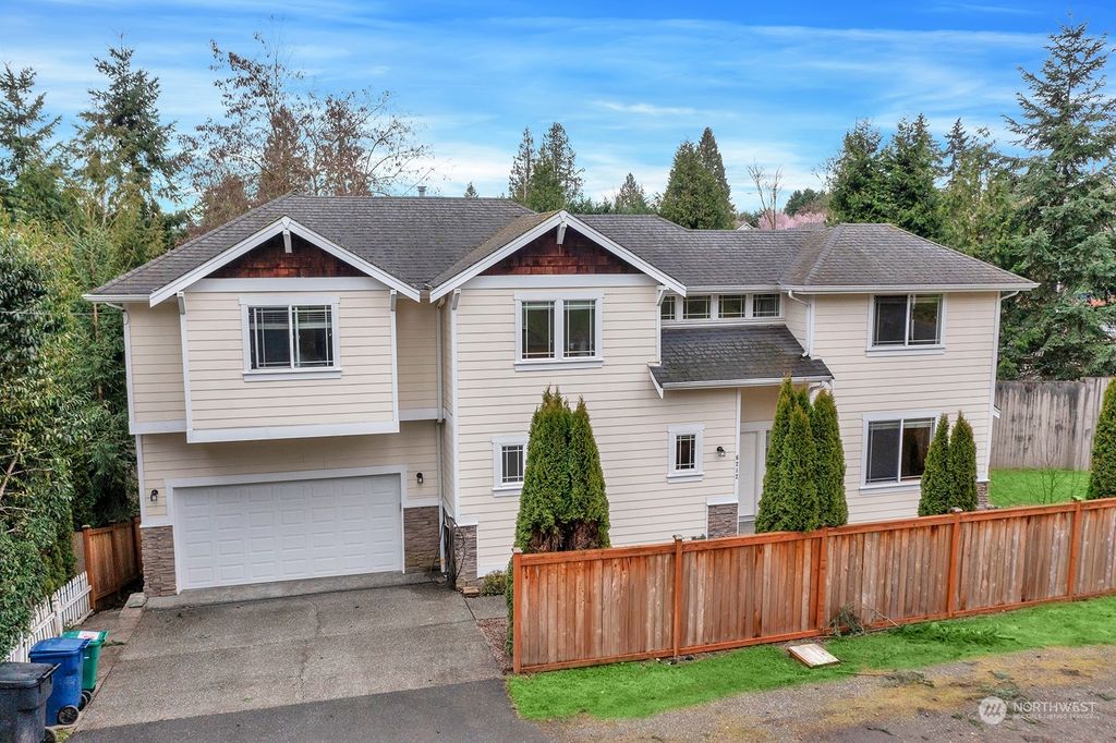 Photo of 6212 154th Avenue NE, Redmond, WA 98052 (MLS # 2207567)