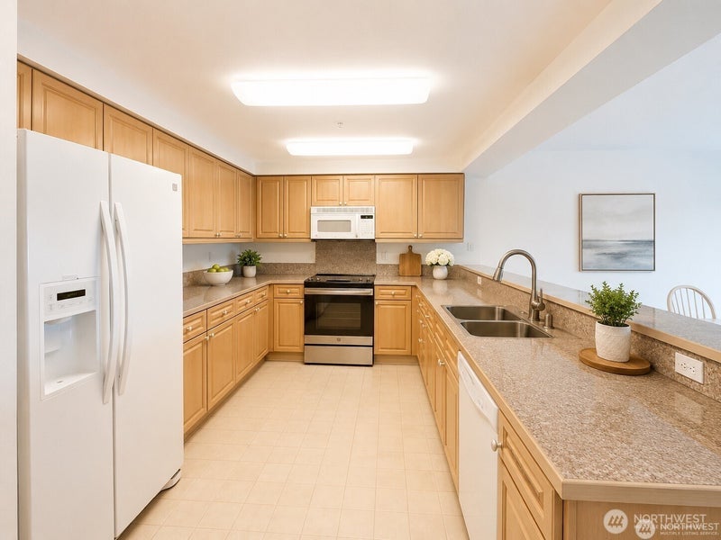 15020 Bothell Way NE 204