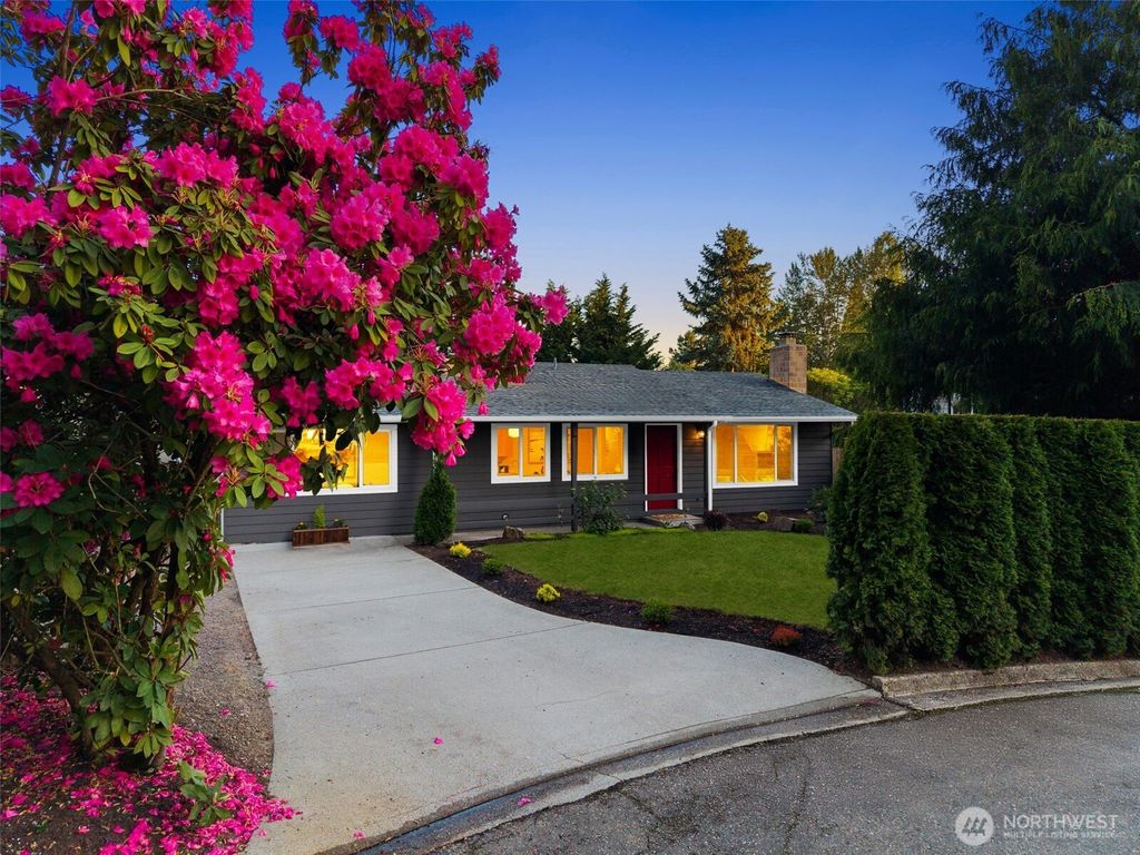 Photo of 17050 142nd Place NE, Woodinville, WA 98072 (MLS # 2384693)