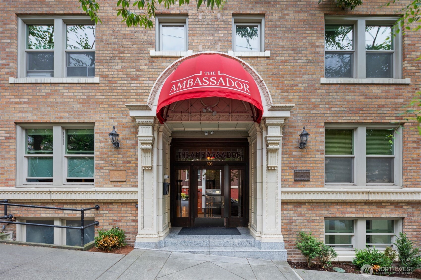 505 E Denny Way A506