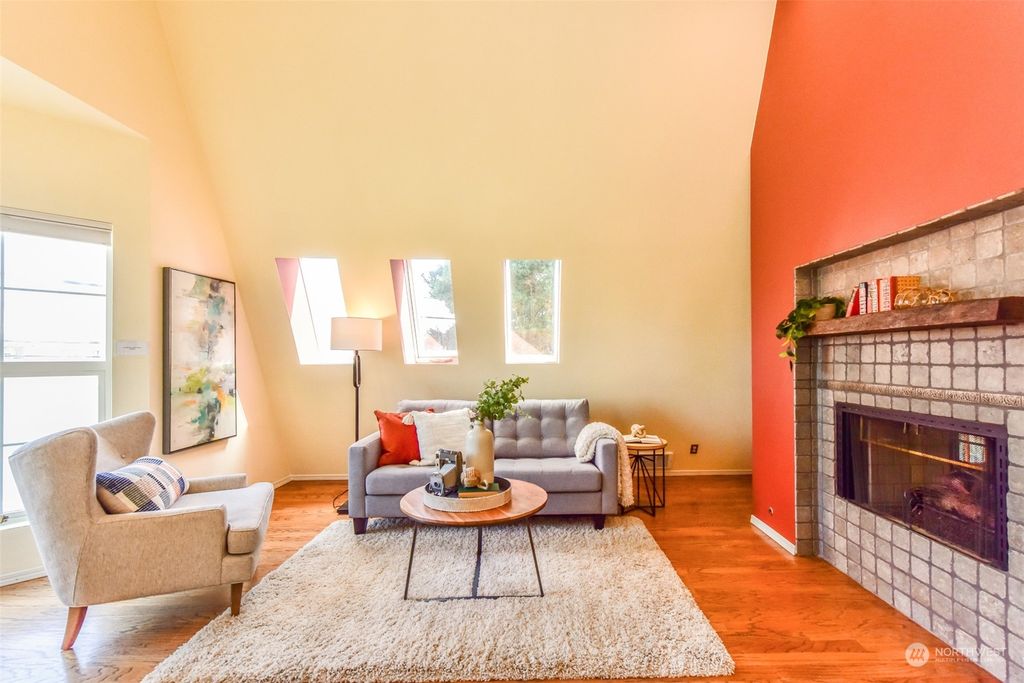 Photo of 3275 Fuhrman Ave E #201 Ave, Seattle, WA 98102 (MLS # 2283411)