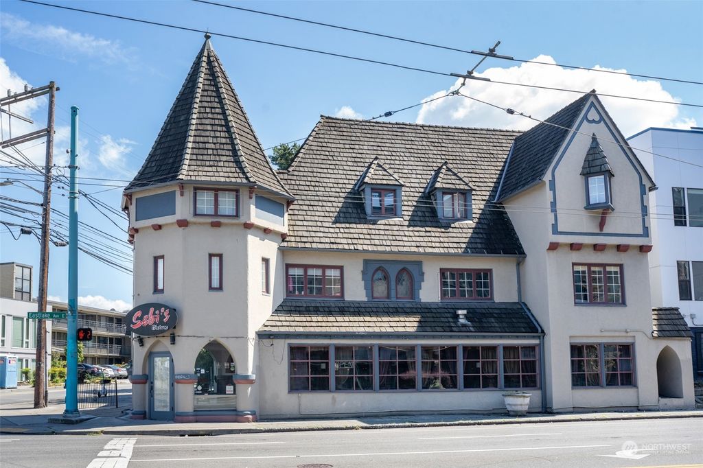 Photo of 3275 Fuhrman Ave E #201 Ave, Seattle, WA 98102 (MLS # 2283411)