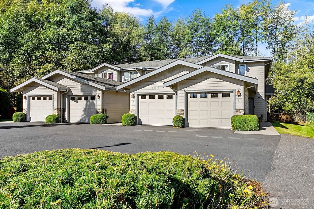 Photo of 1384 Bayview Court #E1, Blaine, WA 98230 (MLS # 2442003)