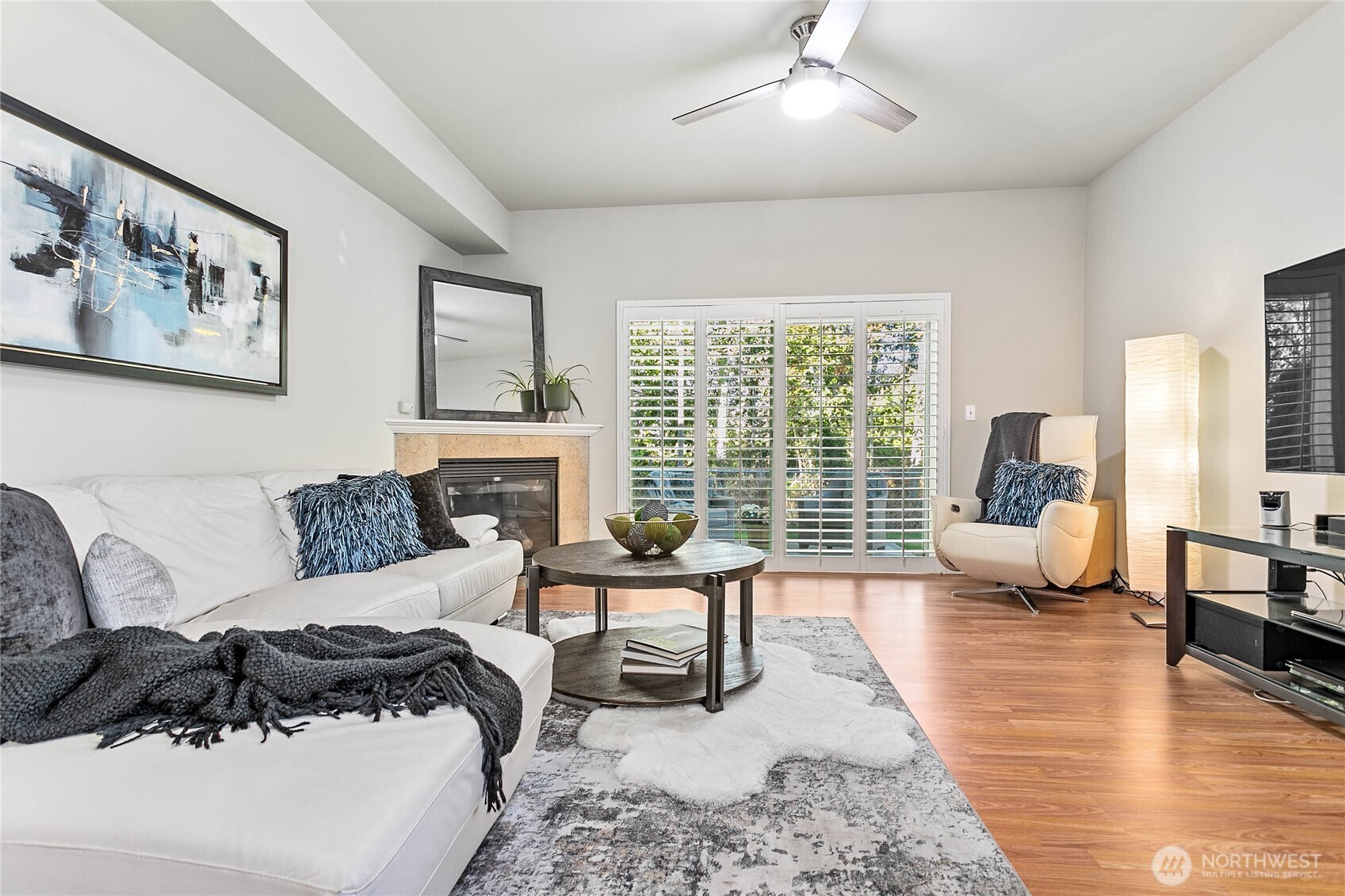 1384 Bayview Court E1
