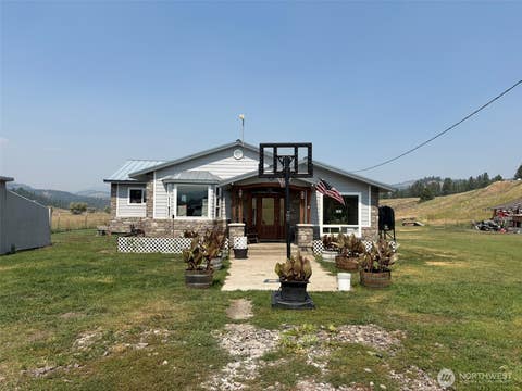 Photo of 10 Sunset Lane, Republic, WA 99166 (MLS # 2560789)