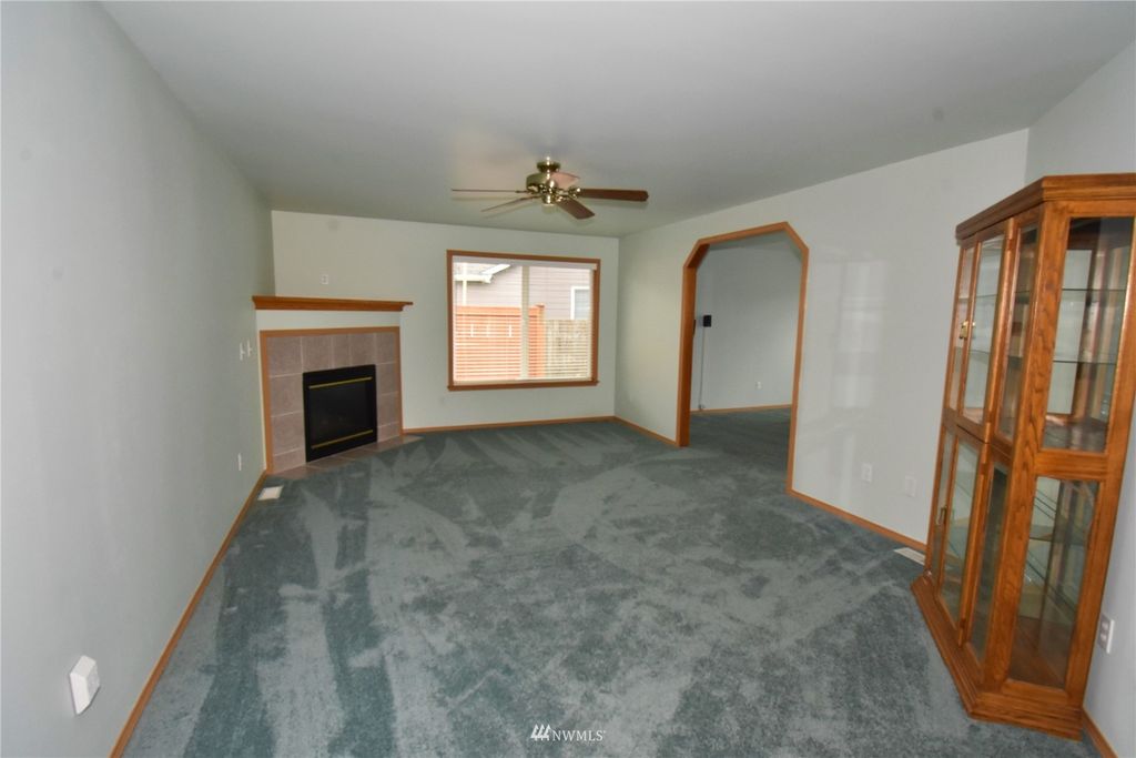 Photo of 9715 63rd Drive NE, Marysville, WA 98270 (MLS # 1970019)