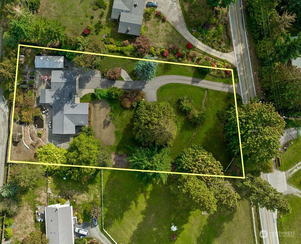 Photo of 16408 Tiger Mountain Road SE, Issaquah, WA 98027 (MLS # 2168807)